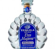 Tres Mujeres Blanco(トレス ムヘレス ブランコ)